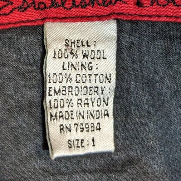 Chicos Anniversary Collection Black Wool Beaded Embroidered Floral Jacket size 1 - Picture 14 of 14